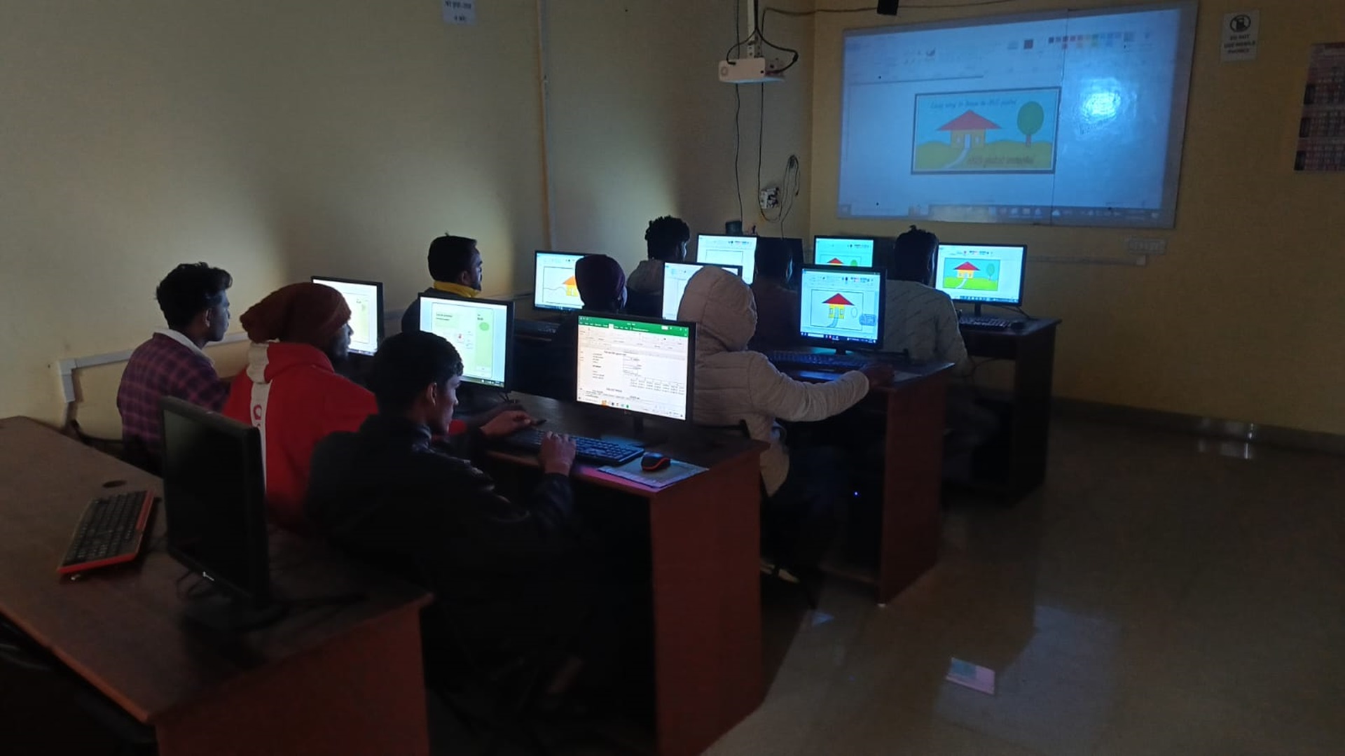 Pioneer Computer Institute Slider Image